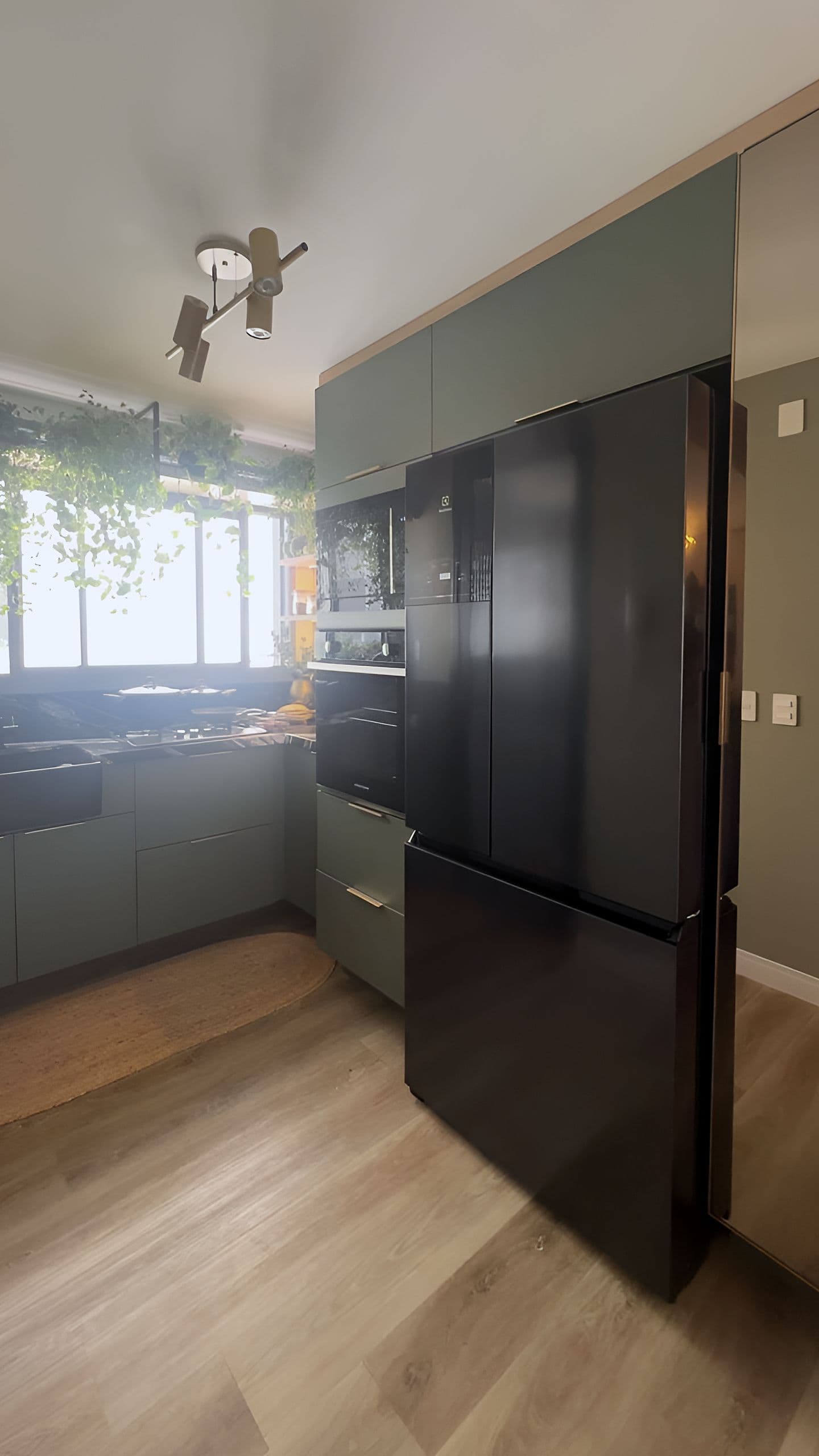 Cozinha com marcenaria sob medida — vista 2