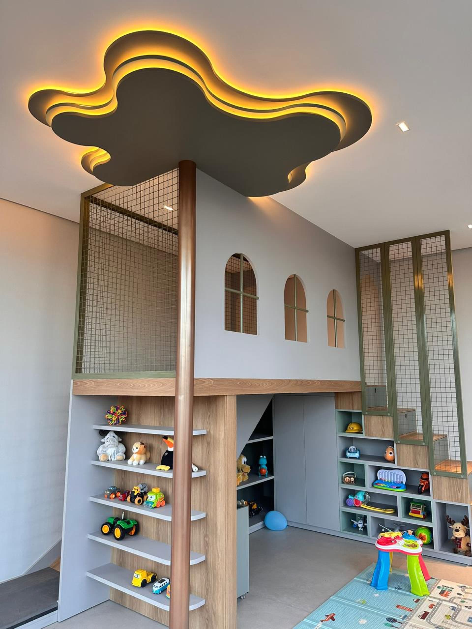 Quarto infantil com marcenaria sob medida