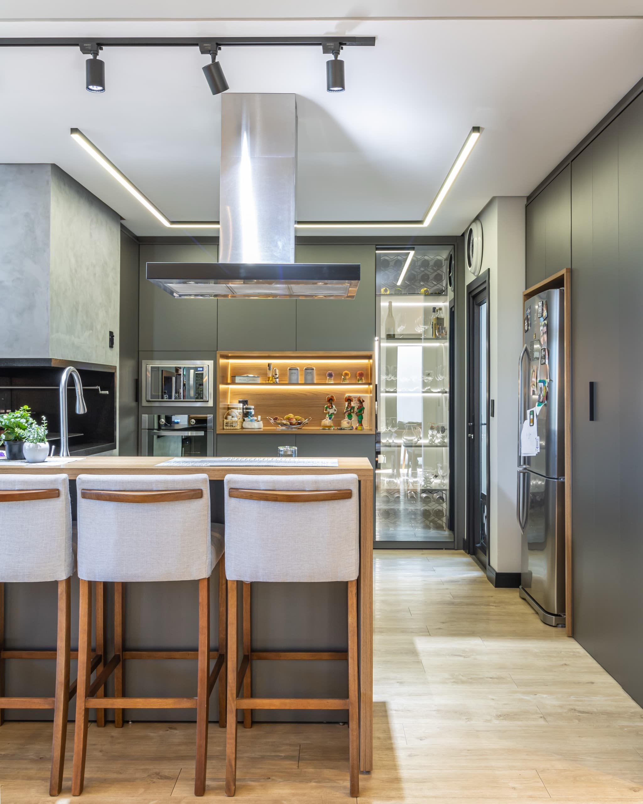 Cozinha com marcenaria sob medida — vista 2
