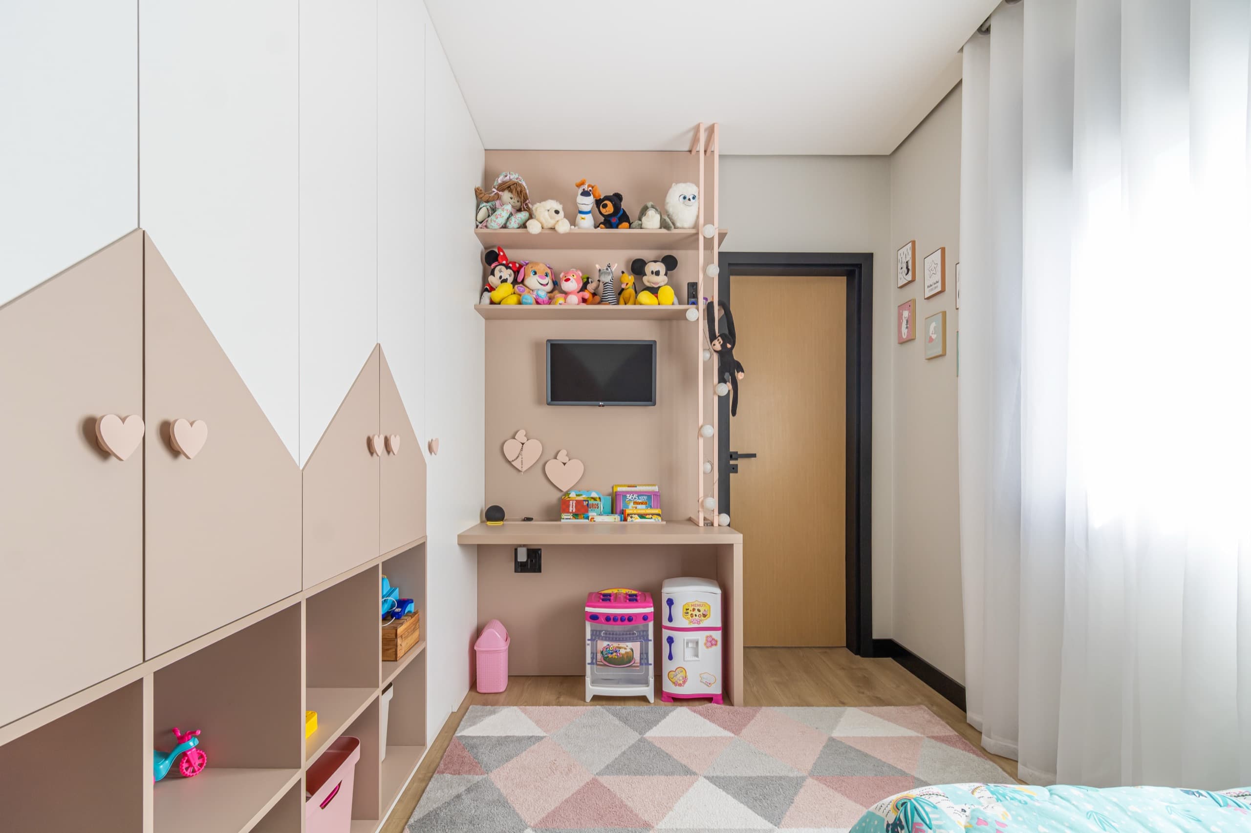 Suíte infantil com marcenaria sob medida — vista 2